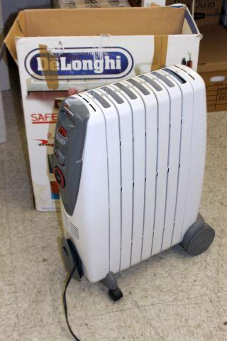 Auction Ohio DeLonghi Heater