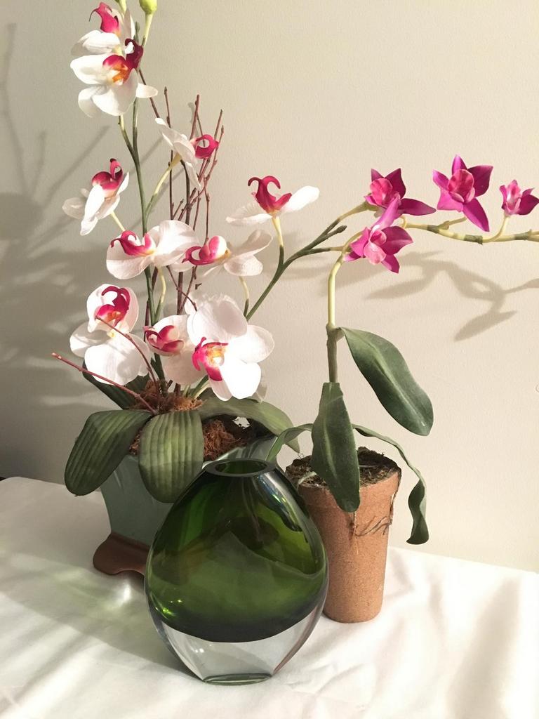 Auction Ohio Faux Floral and Vase