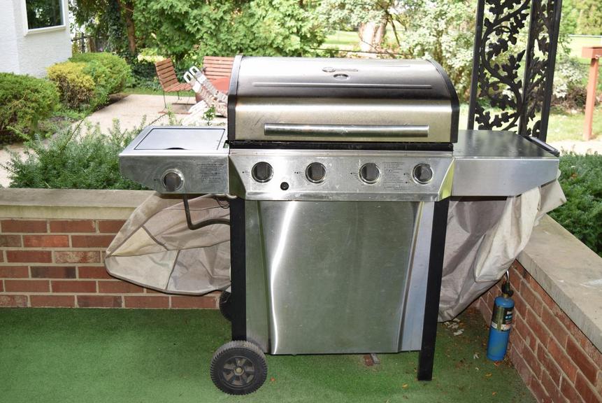 Auction Ohio Range Master Grill