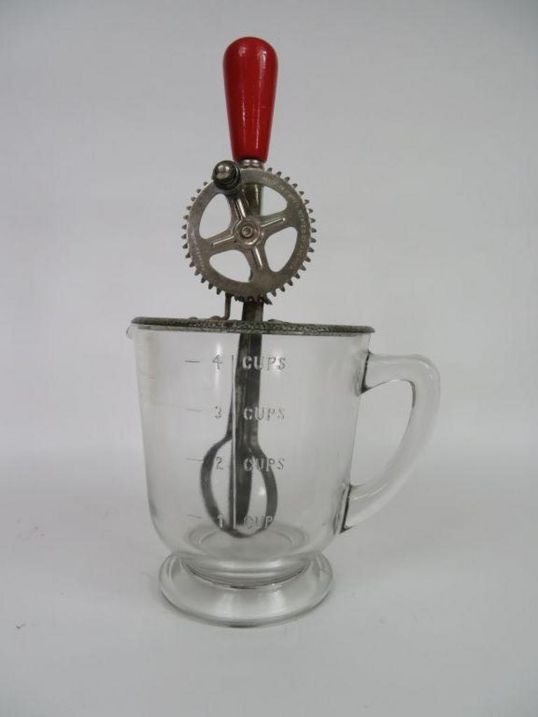 Auction Ohio Vintage Hand Mixer