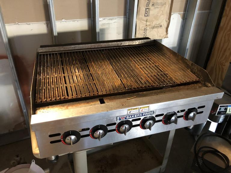 Auction Ohio Commercial Countertop Grill