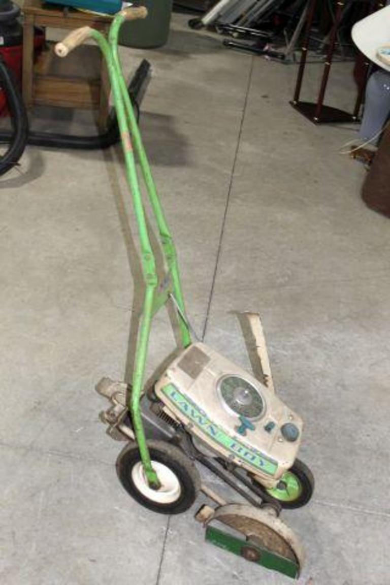 Auction Ohio Lawn Boy Edger