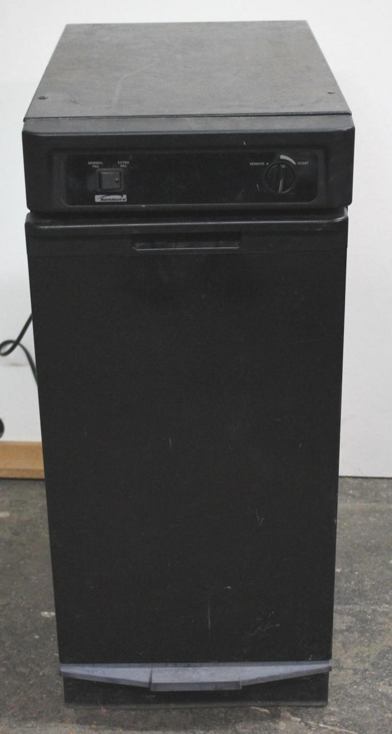 Auction Ohio Kenmore Trash Compactor