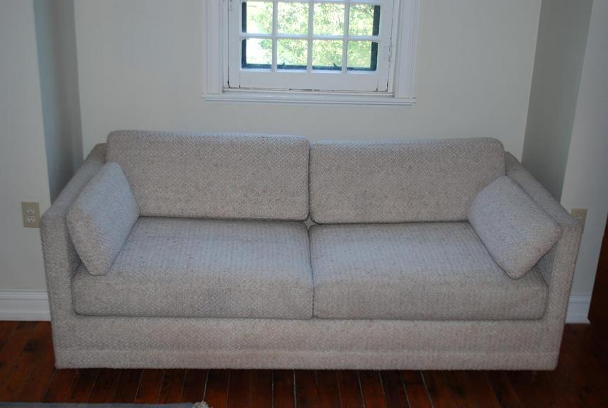 Auction Ohio Vintage Sleeper Sofa