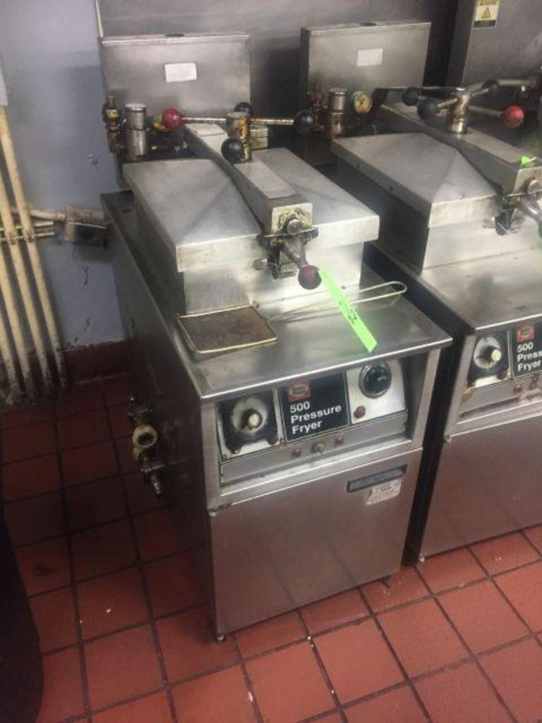 Auction Ohio Henny Penny Pressure Fryer