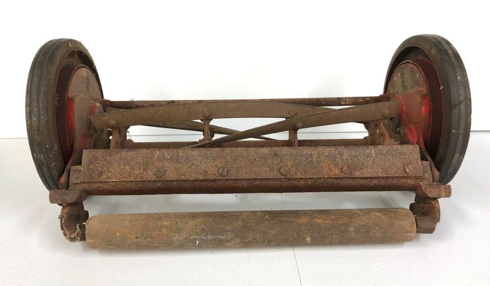 Auction Ohio Vintage Lawn Mower