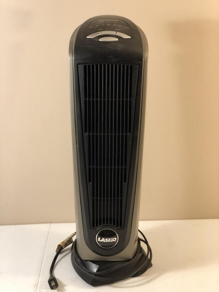 Auction Ohio Lasko Tower Heater