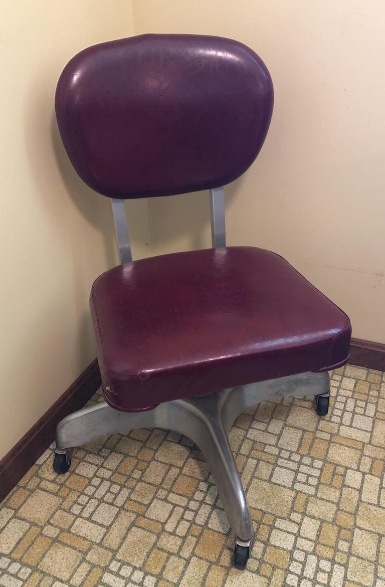 Auction Ohio Vintage Metal Office Chair