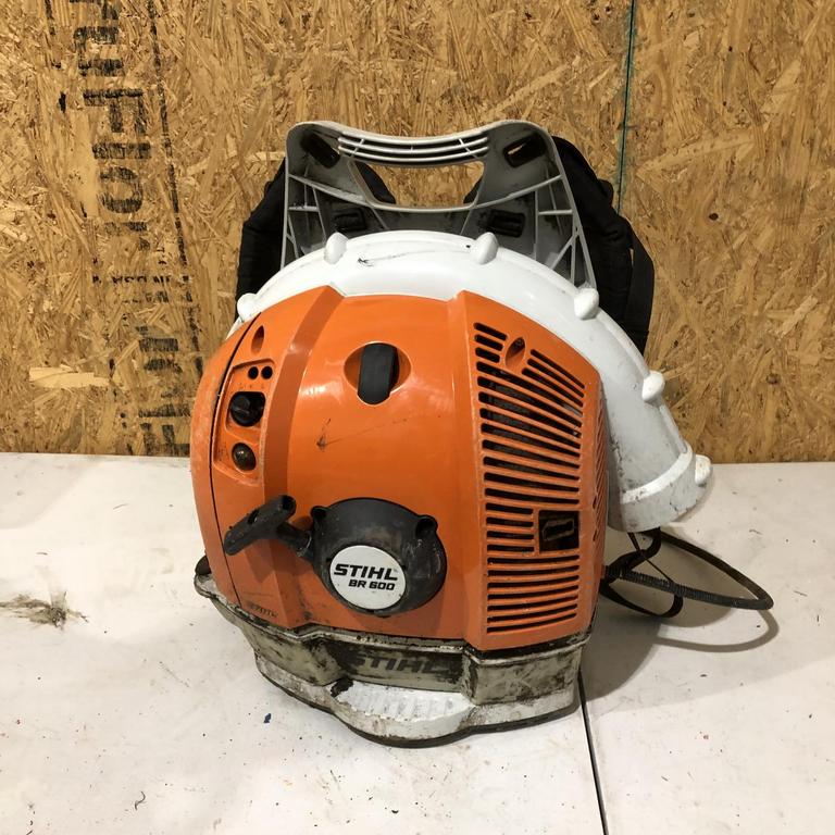 Auction Ohio STIHL BACKPACK BLOWER