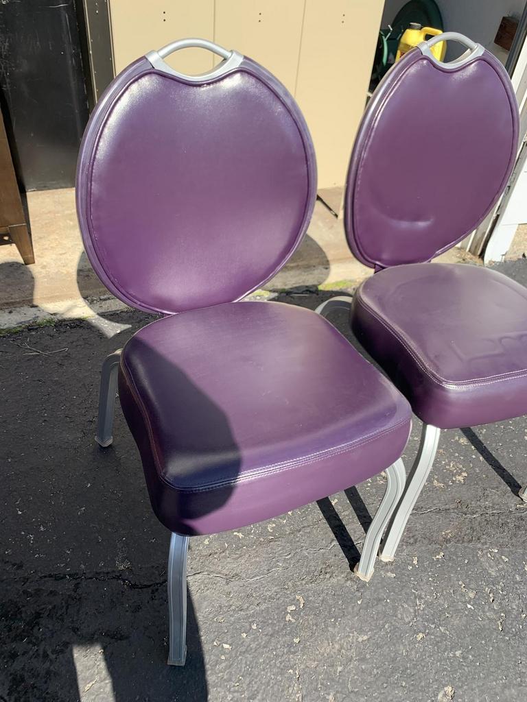 Auction Ohio Padded Chairs