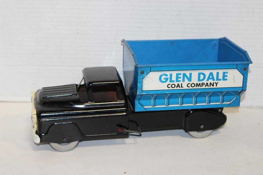 Auction Ohio Vintage Tin Toy Dump Truck