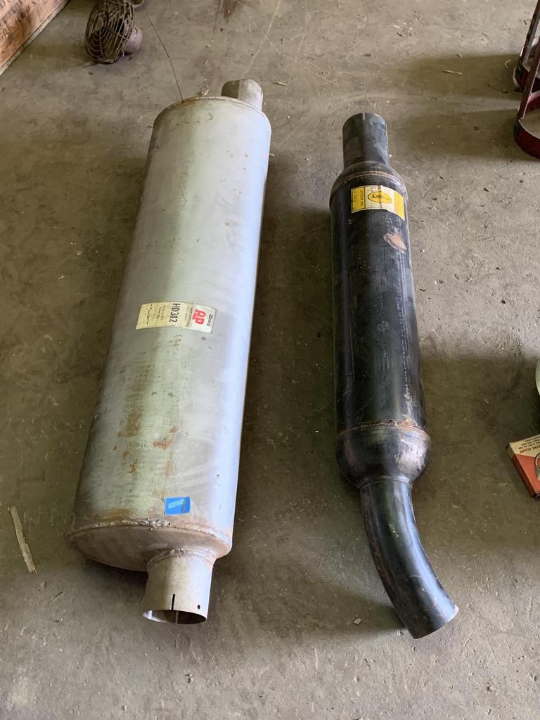 Auction Ohio 2 Mufflers