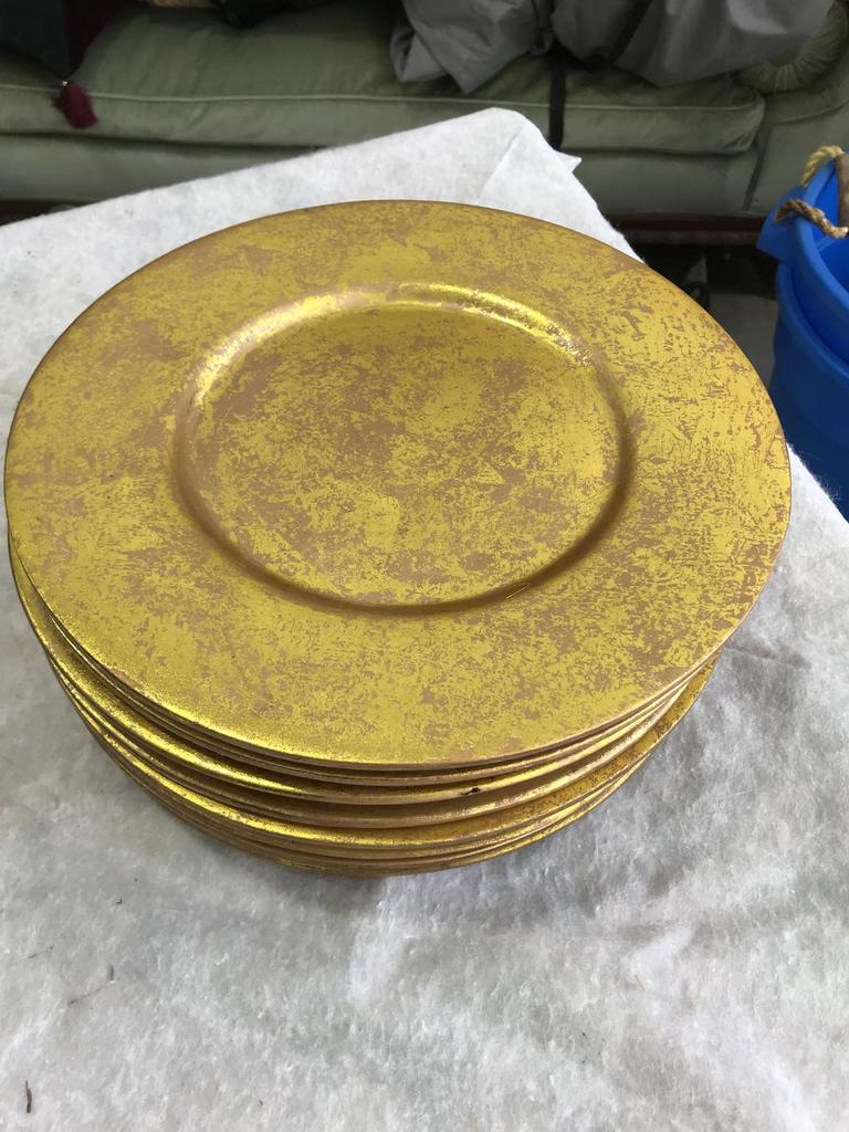 Auction Ohio Yellow Charger Plates