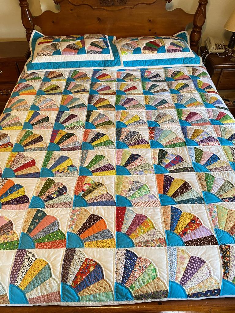 Auction Ohio Vintage Quilt