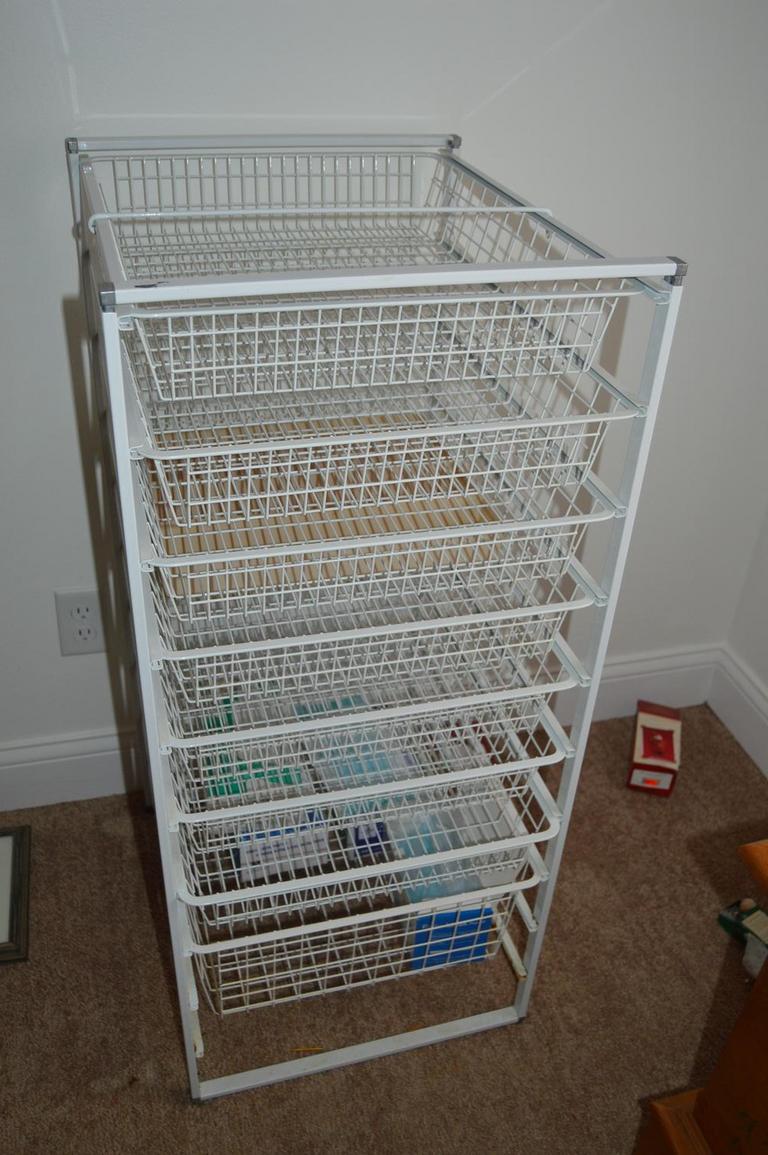 Auction Ohio Metal basket storage unit