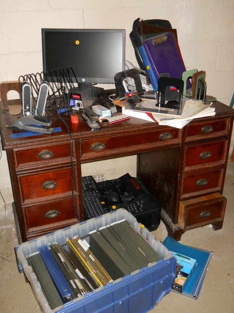 Auction Ohio Office supplies, printer