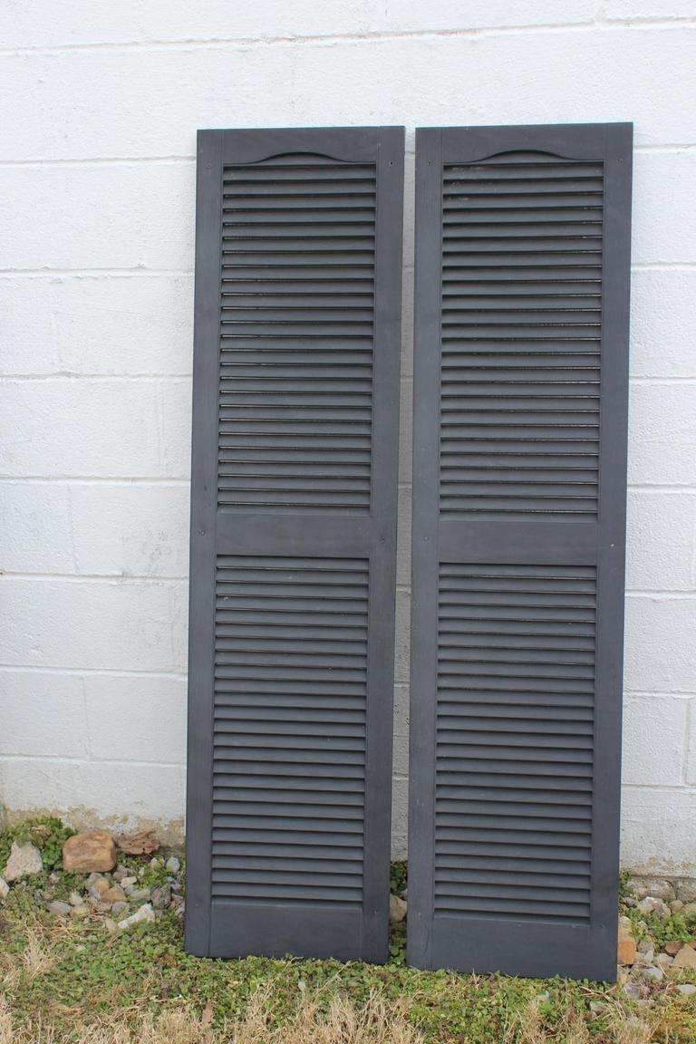 Auction Ohio Plastic Shutters