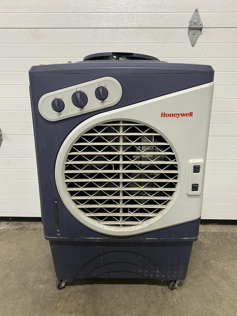 Auction Ohio Honeywell CO60PM Evaporative Air Cooler (Used)