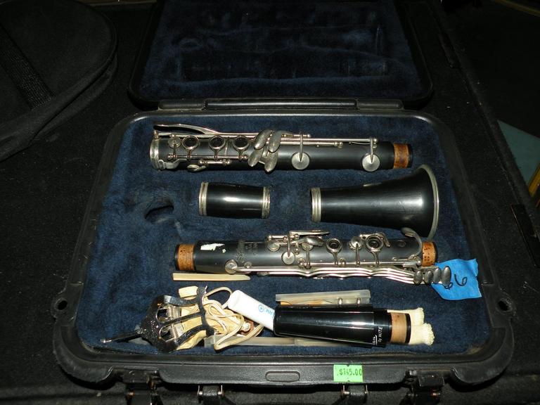 Auction Ohio Selmer w/ case