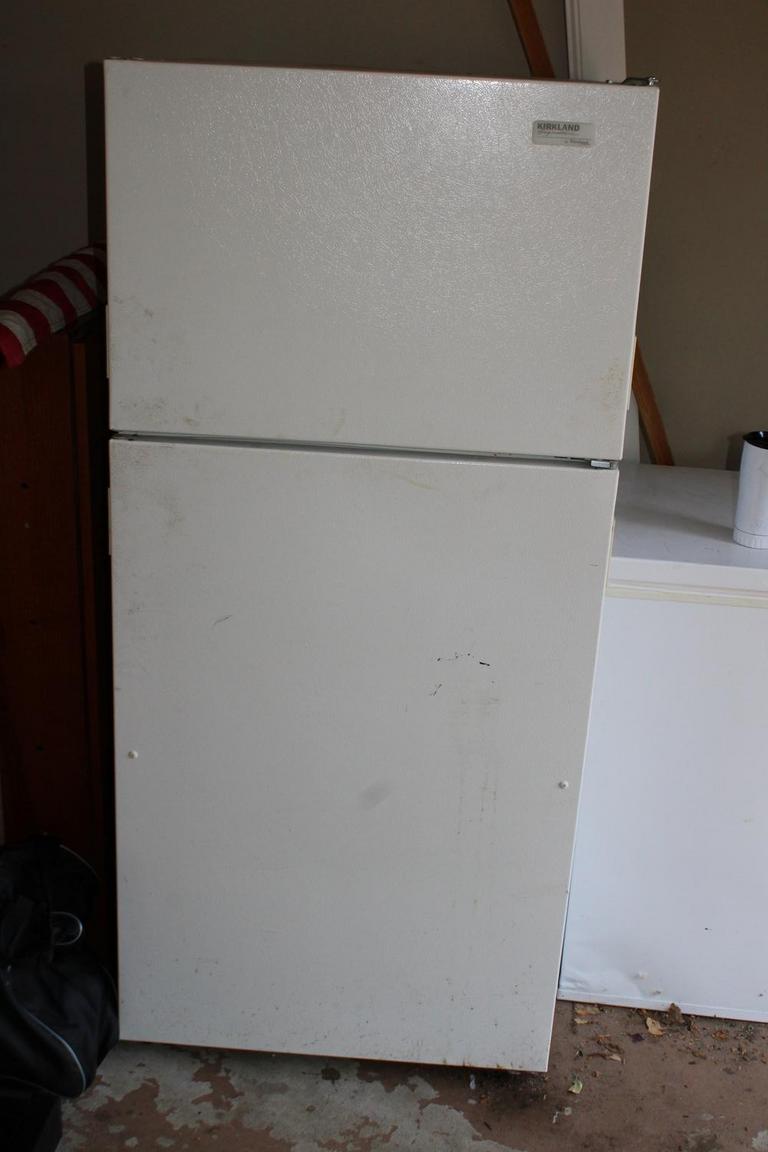 Auction Ohio Refrigerator