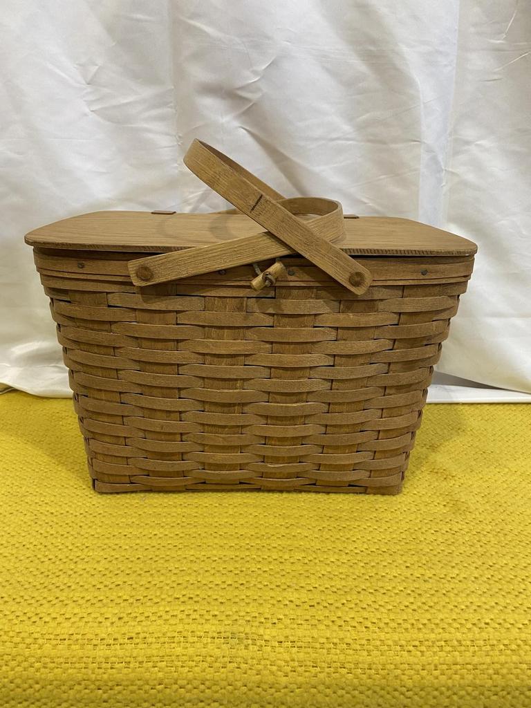 Auction Ohio Longaberger Picnic Basket