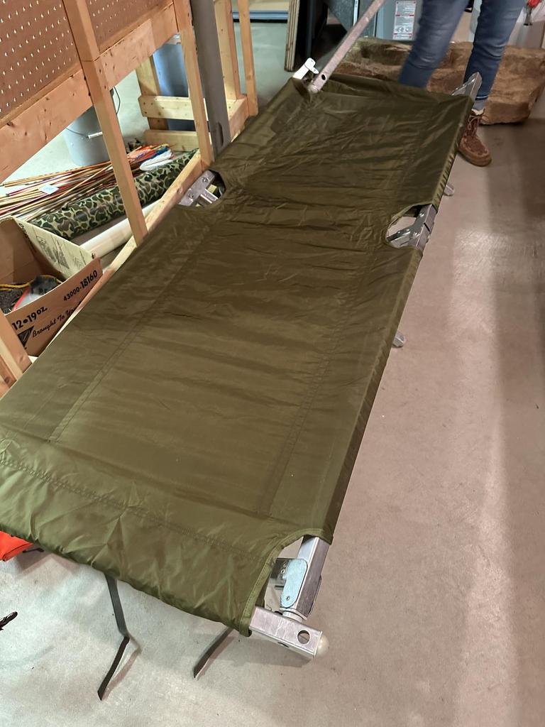 Auction Ohio Hunting cot