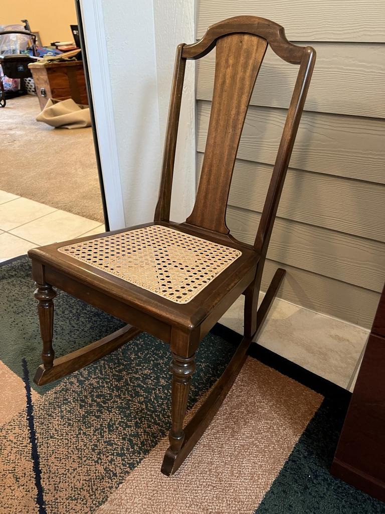 Auction Ohio Antique Rocker