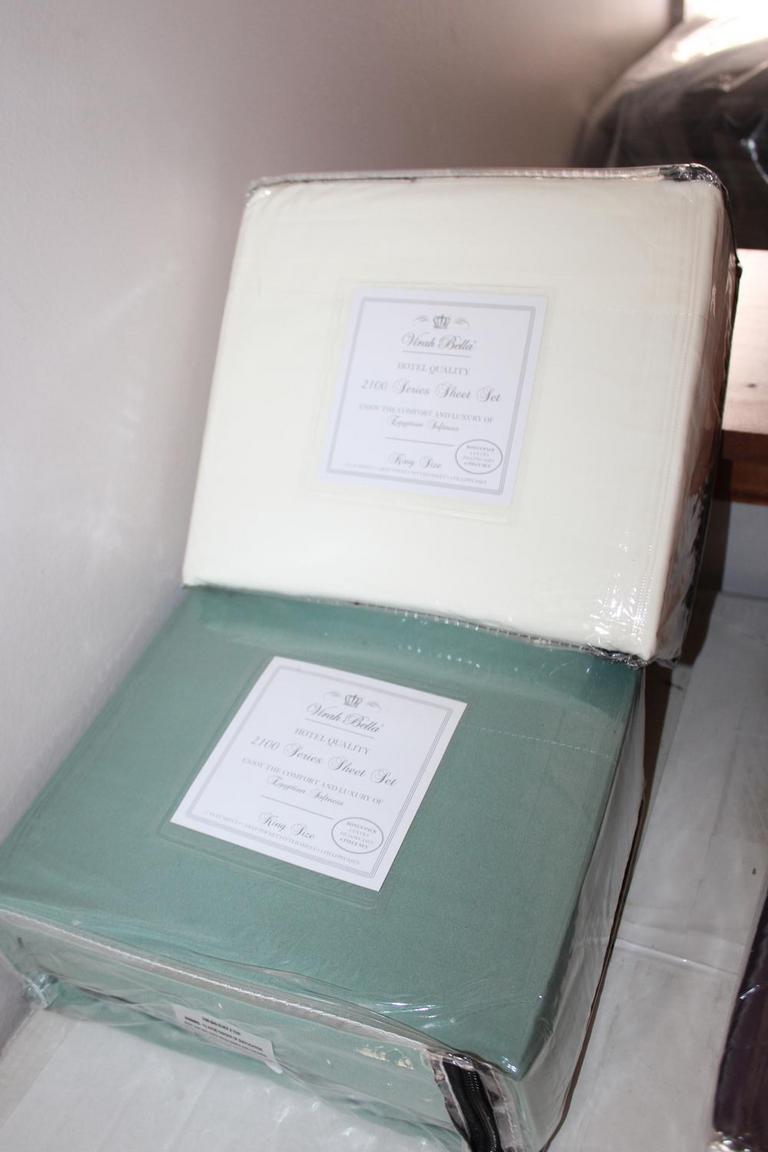 Auction Ohio Virah Bella King Sheet Sets