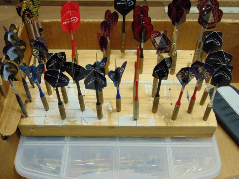 Auction Ohio Darts & Dart Supplies