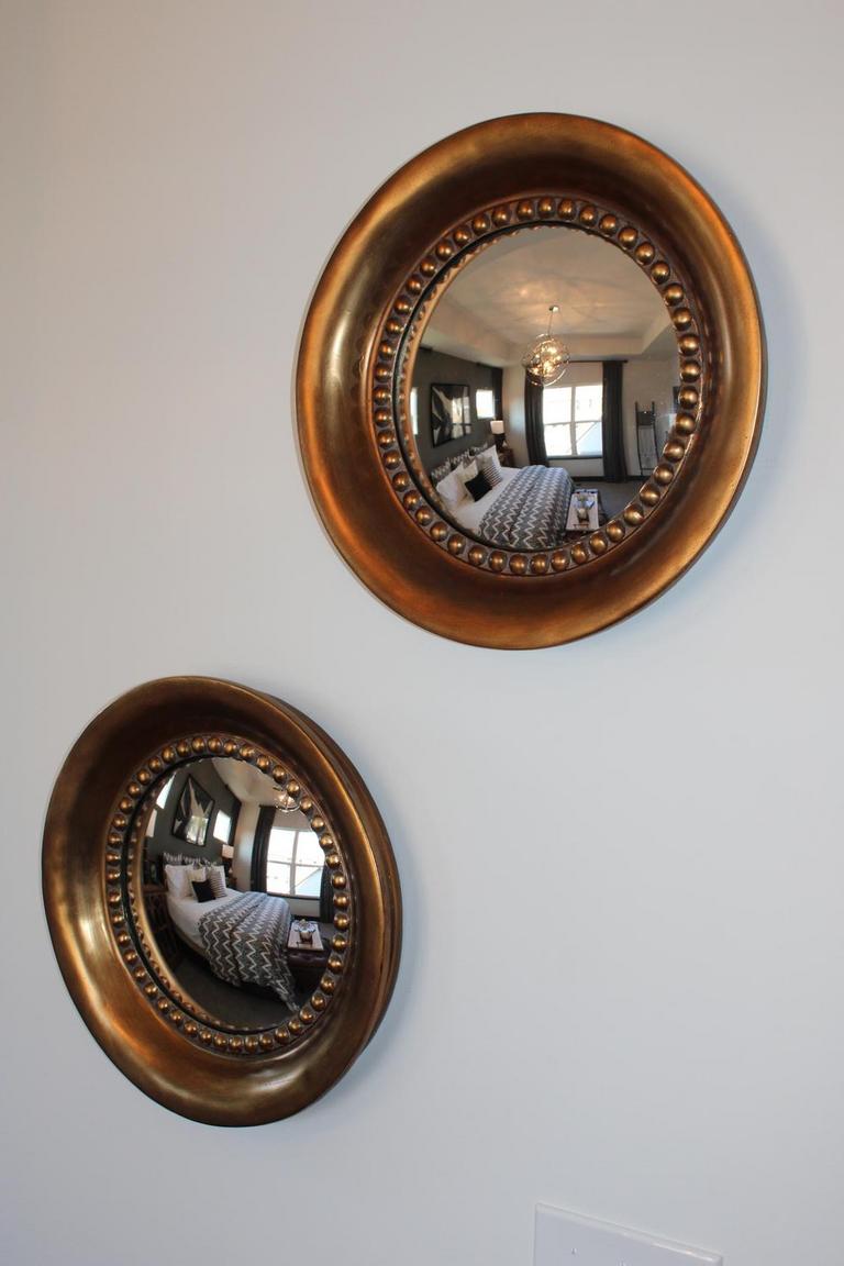 Auction Ohio Convex Wall Mirror
