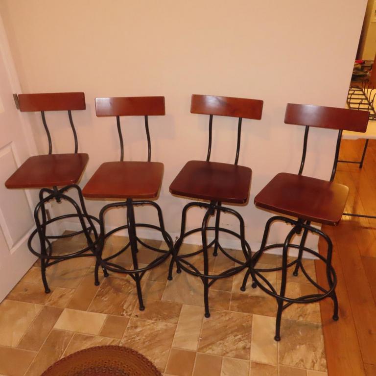 Auction Ohio Barstools