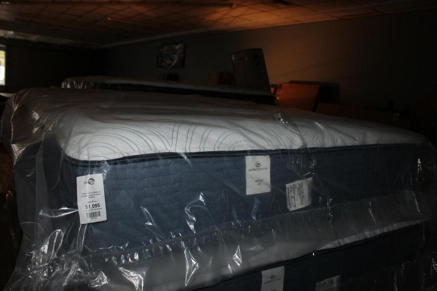 Auction Ohio Serta Queen Mattress
