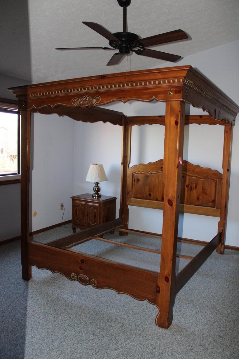 Auction Ohio Ethan Allen Canopy Bed Frame