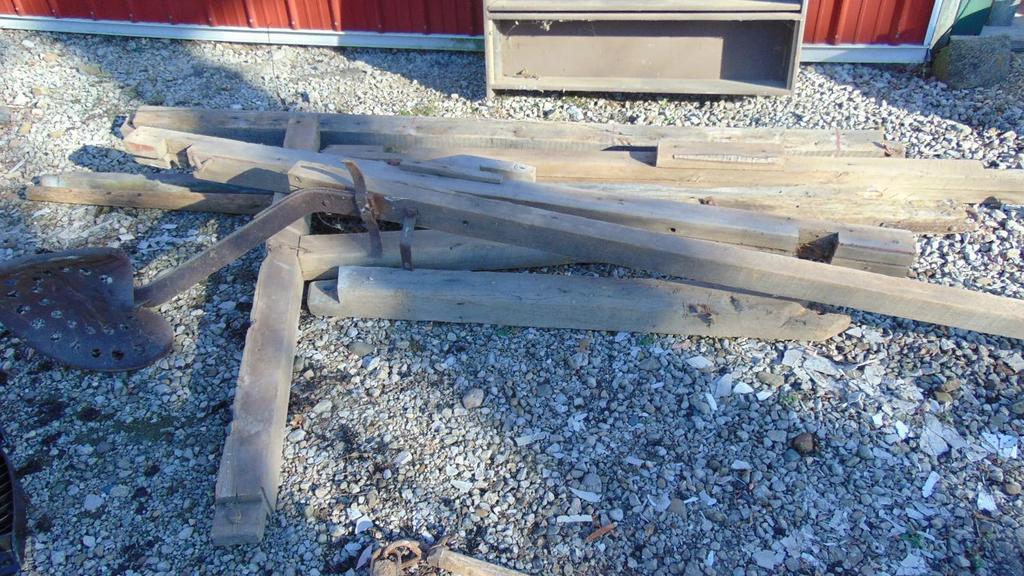 Auction Ohio Old Barn Beams, Small