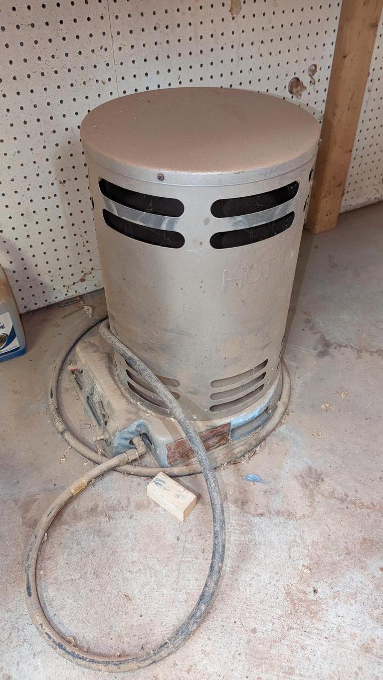 Auction Ohio Garage space heater