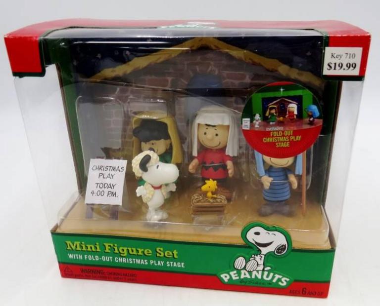 Auction Ohio Peanuts Nativity Set