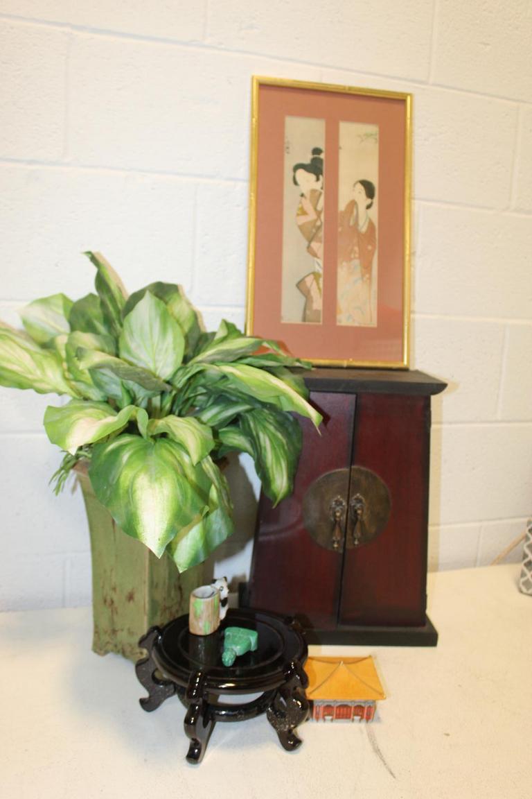 Auction Ohio Silk Green Plant & Decor