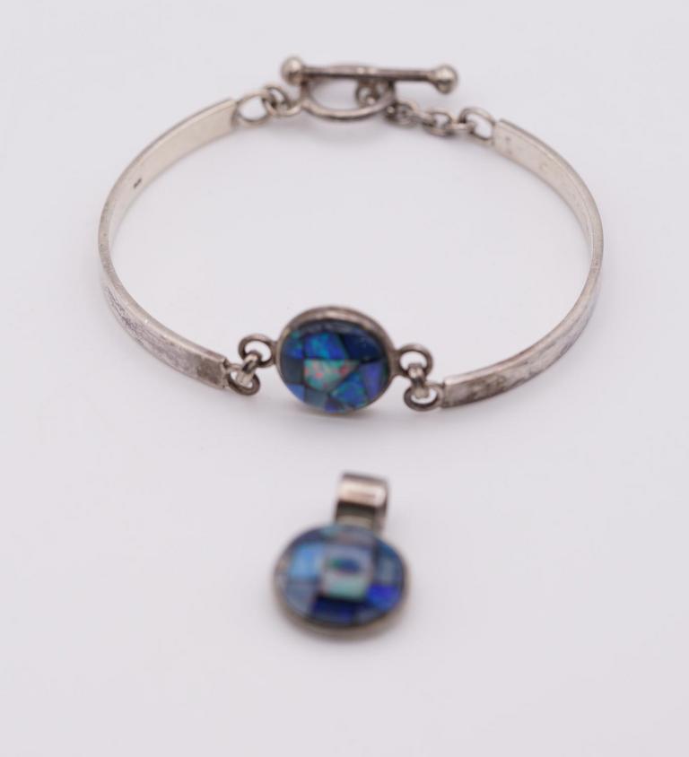 Auction Ohio Sterling Inlaid Cuff/Pendant