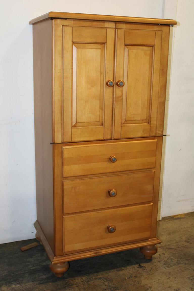 Auction Ohio Ethan Allen Armoire