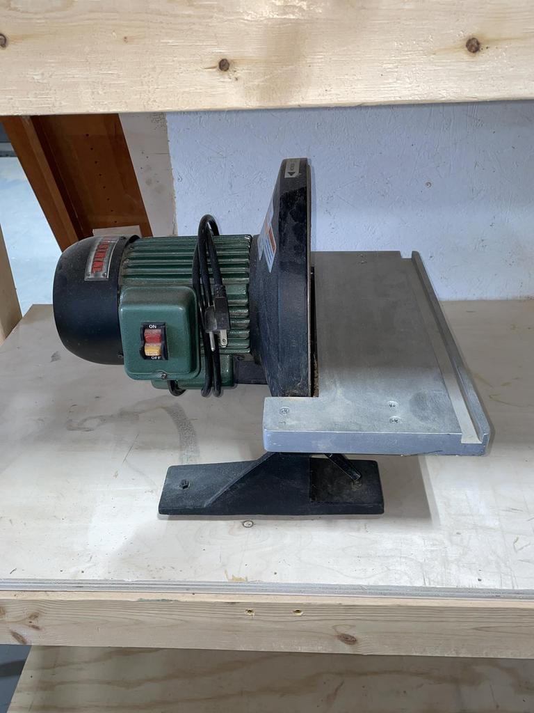 Auction Ohio Grizzly 12" Disc Sander
