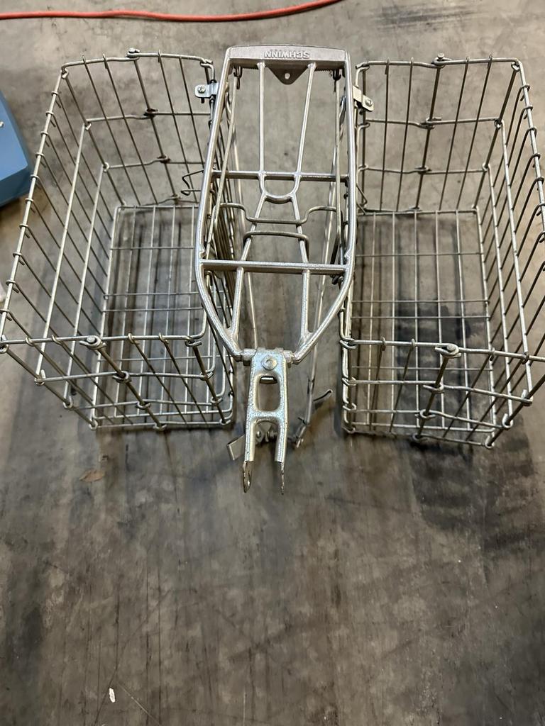 Auction Ohio Vtg Schwinn bike basket