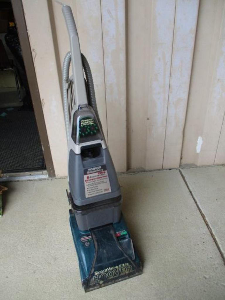 Auction Ohio Hoover Steam Vac