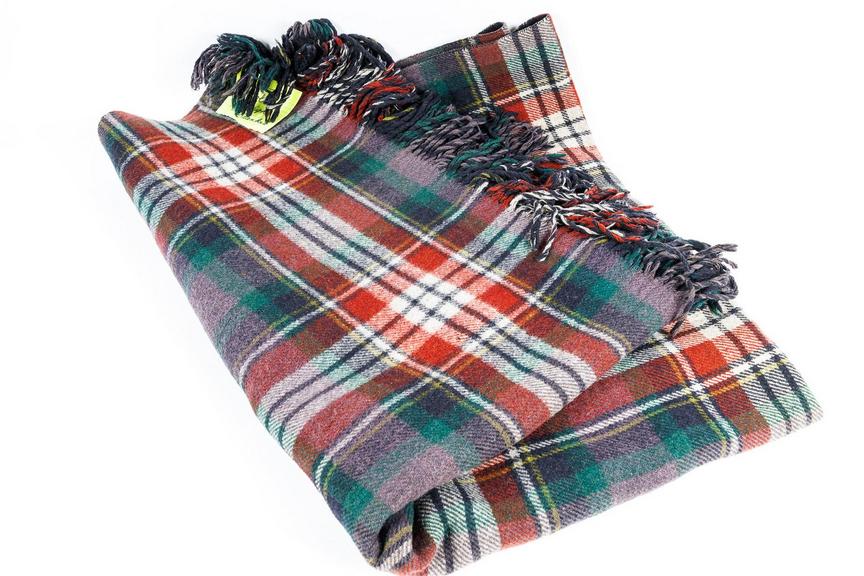 Auction Ohio Wool Sleigh Blanket