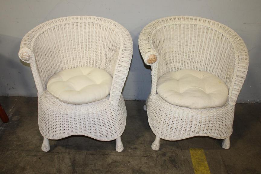 Auction Ohio White Wicker Club Chairs
