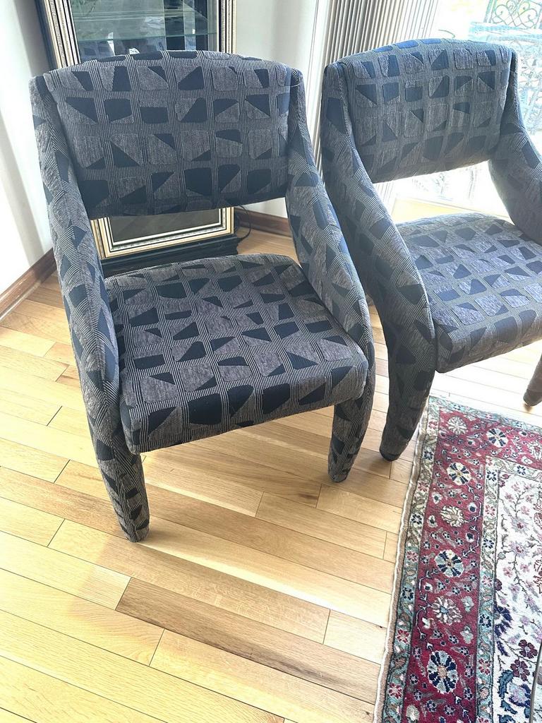 Auction Ohio MCM sculpted chairsCarsons