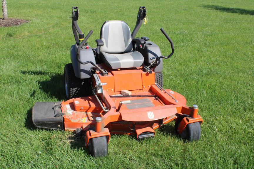 Auction Ohio Husqvarna ZeroTurn Mower