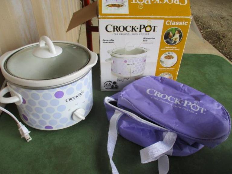 Auction Ohio 2.5 Quart Crock Pot