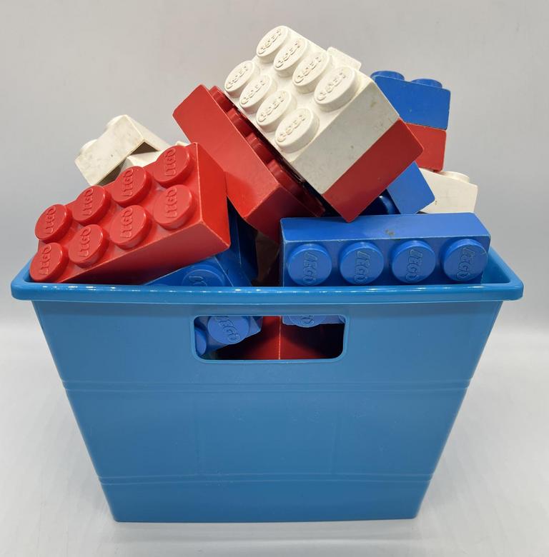 Auction Ohio Vintage Large Legos