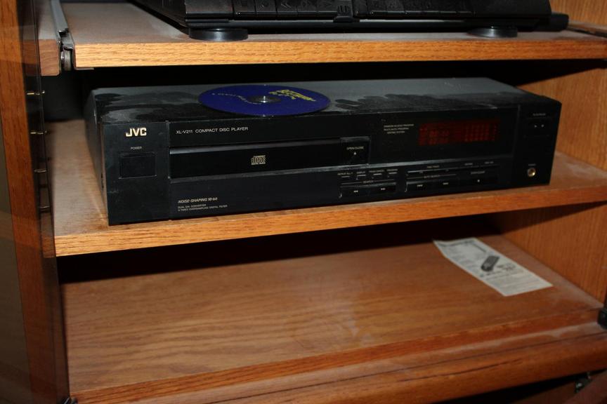 Auction Ohio JVC CD Player