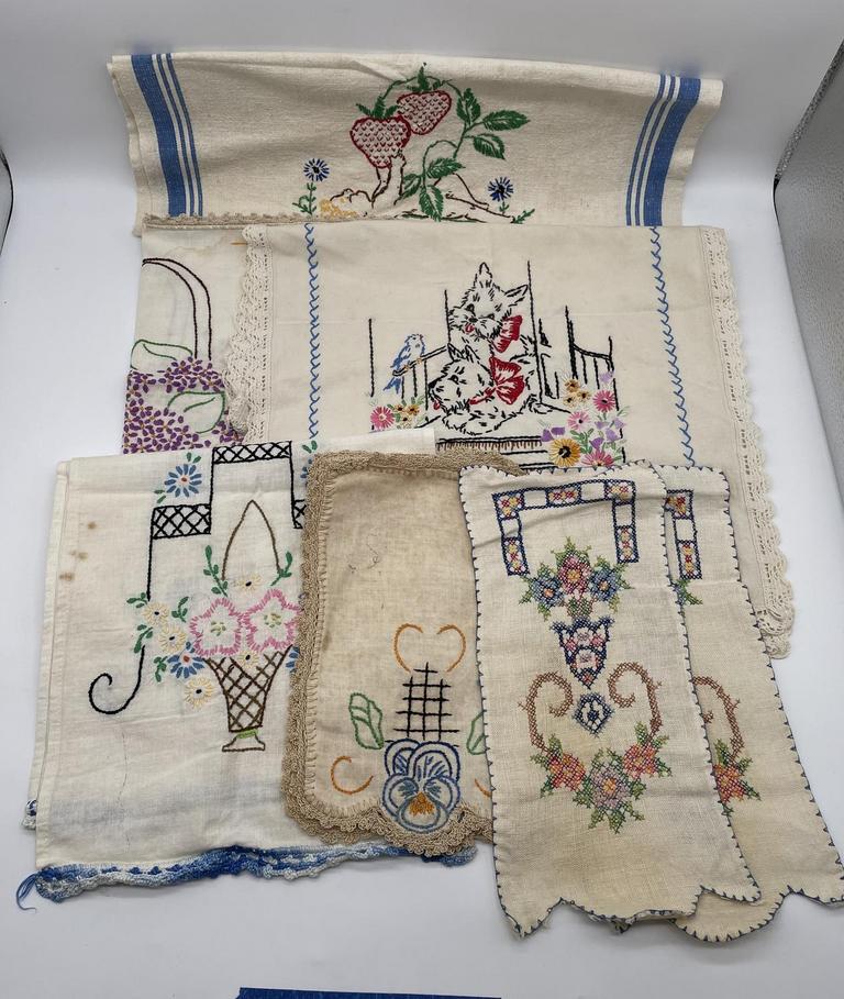 Auction Ohio Vintage Linens
